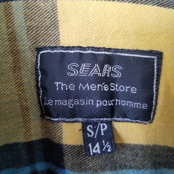 Vintage Sears men's plaid flannel button down top - Picture 3 of 10
